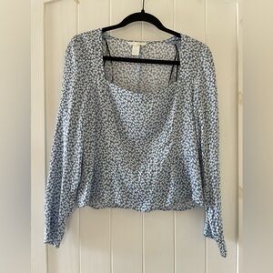Women’s Cute H&M Floral Blue White Top Viscose Blouse Long Sleeve Size M